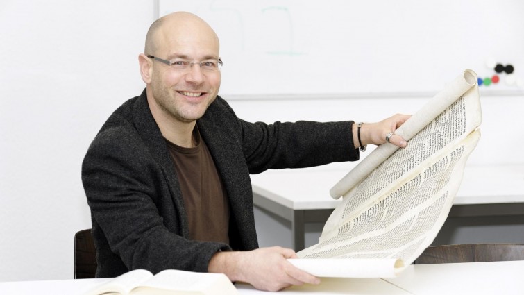 Professor Dr. Simone Paganini, Lehr- und Forschungsgebiet Biblische Theologie der RWTH Aachen (Peter Winandy)